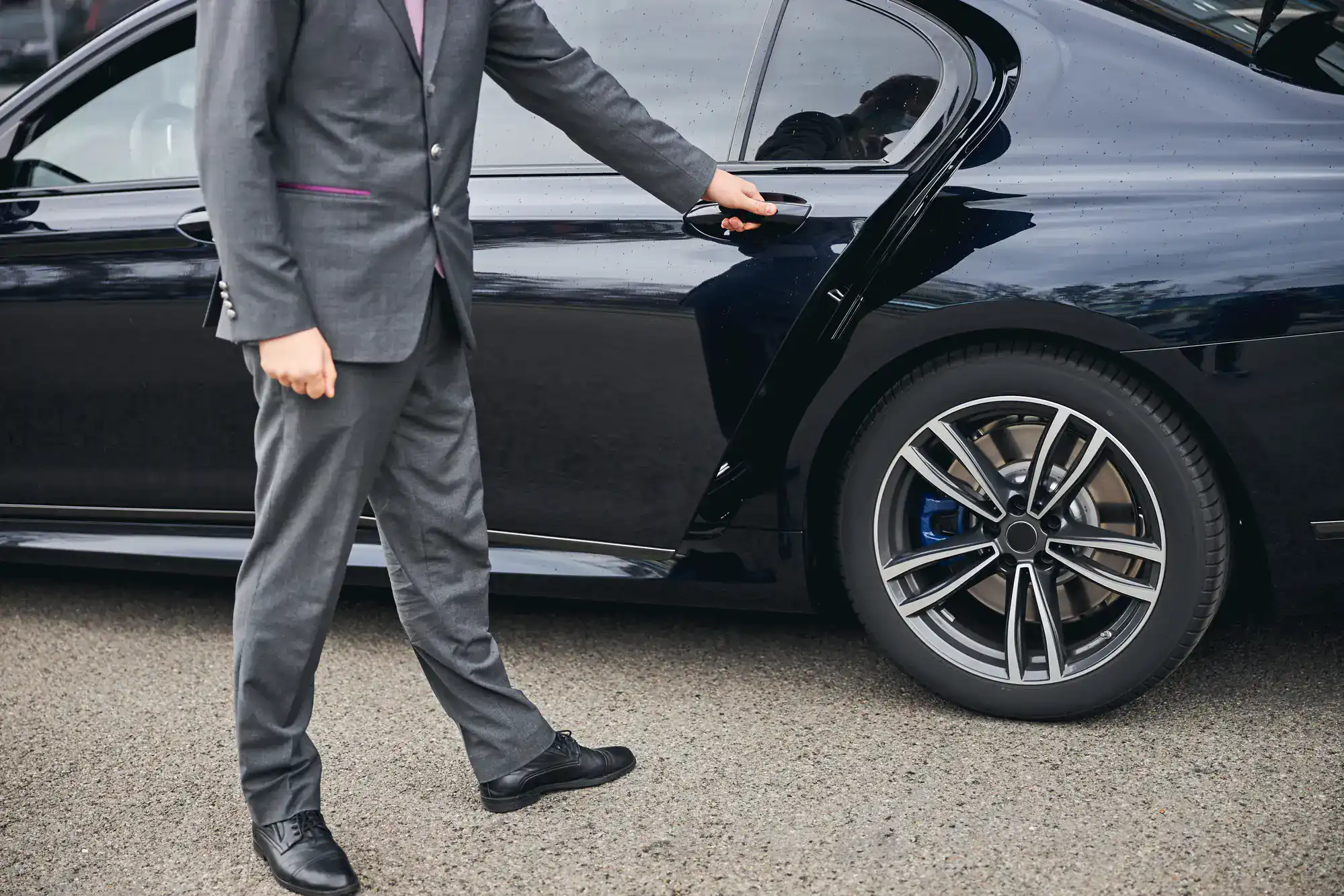 Philadelphia Car & Limo providing professional airport chauffeur service in Philadelphia County, PA, offering luxury vehicles, punctual pick-ups, and personalized travel for business and leisure